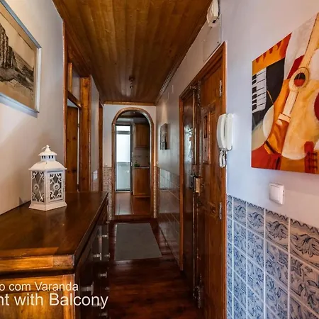 Akicity Alfama Classic Appartement *